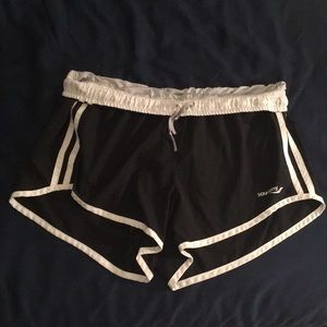 Saucony medium running shorts